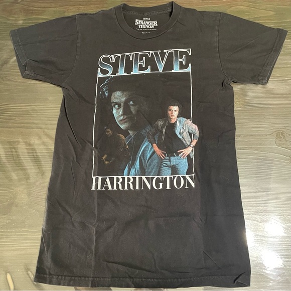 Stranger things Steve Harrington T-shirt - Picture 2 of 4